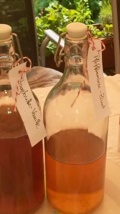 Getränke zur Mutter-Tochter-Zeit und zum FeuerAbend Getränke zur Mutter-Tochter-Zeit und zum FeuerAbend