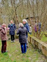 Frühlingserwachen - Teilnehmerinnen und Teilnehmer am Alten Bahnhof Trais-Horloff